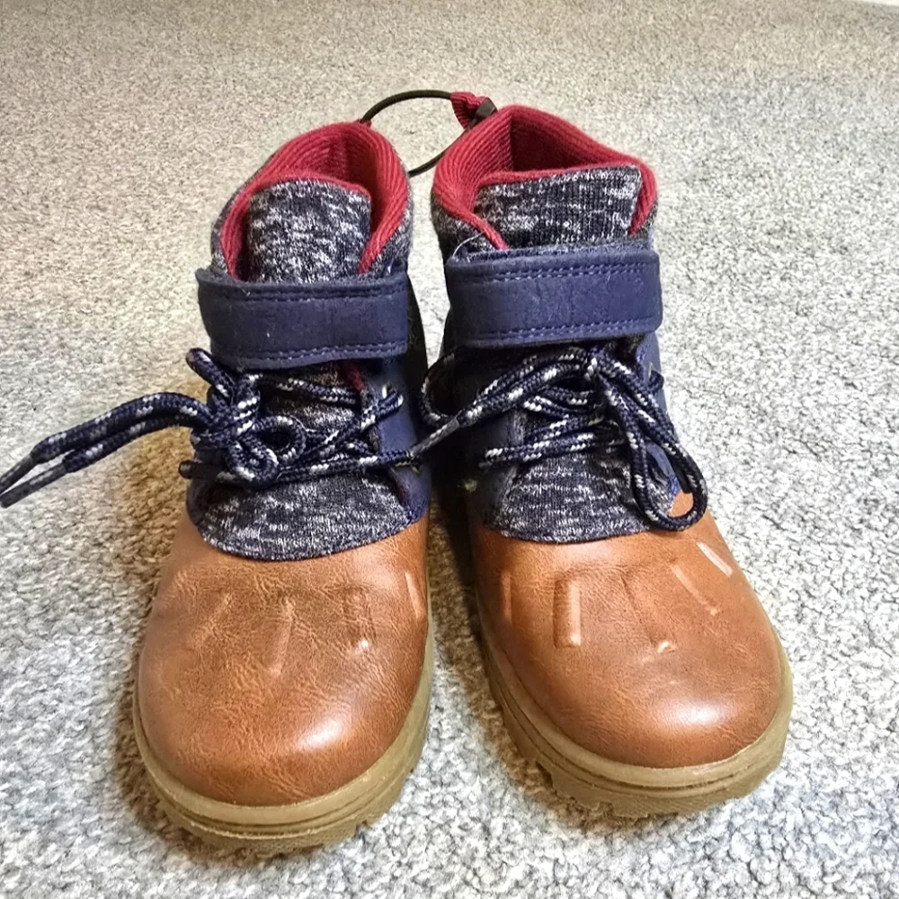 Carter's Kids Size 12M Winter Rain Mud Boot Unisex